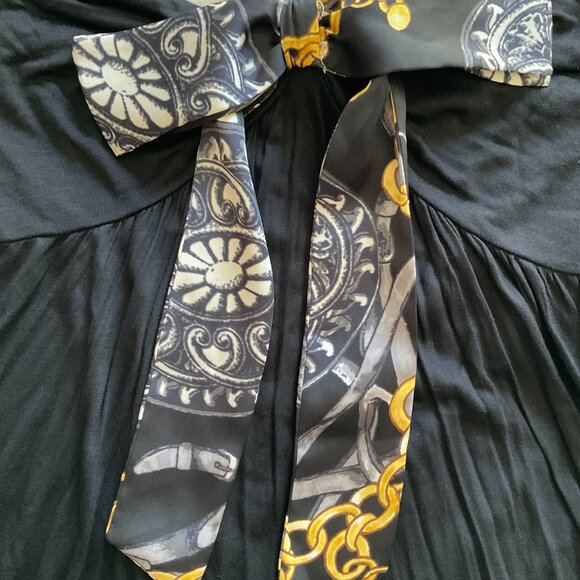 NWOT Express Y2K Luxe Satin & Stretch Charm Print Bow Baroque Cami Top Size L - Picture 3 of 5